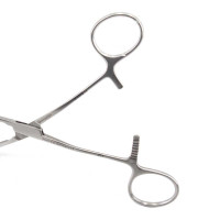 Debakey Pediatric Multipurpose Clamp Angled 30 Size 6 1/2"